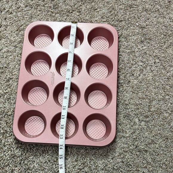 David Burke Rose Gold Pro Gourmet Muffin Cupcake Pan - Picture 5 of 5